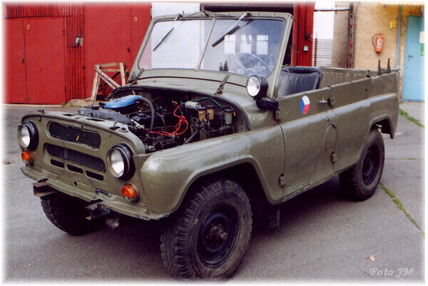 uaz-001