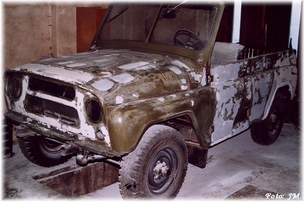 uaz-004